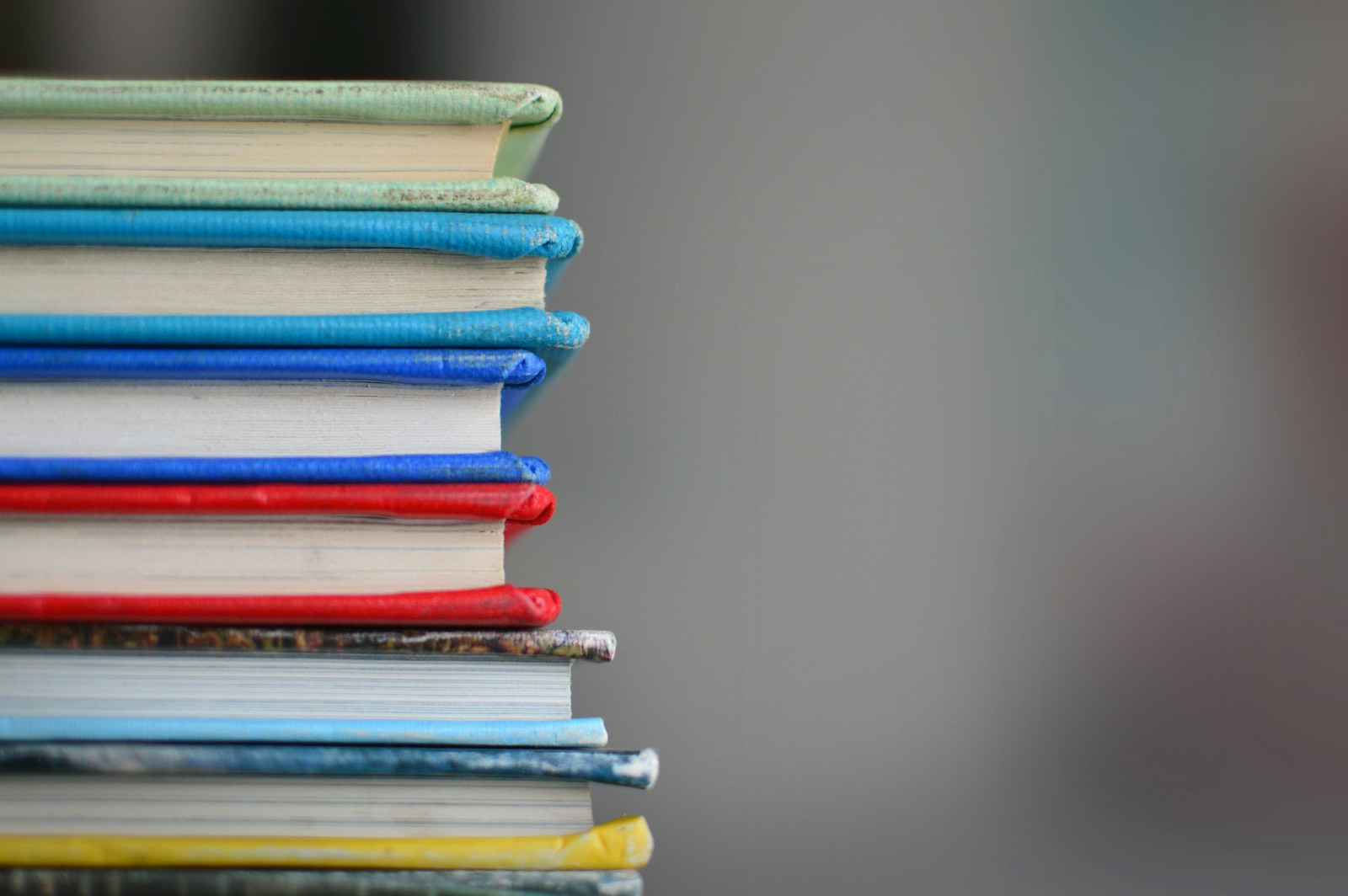 Where Do I Start If I Want to Write a Book: A Guide to Beginning Your Writing Journey